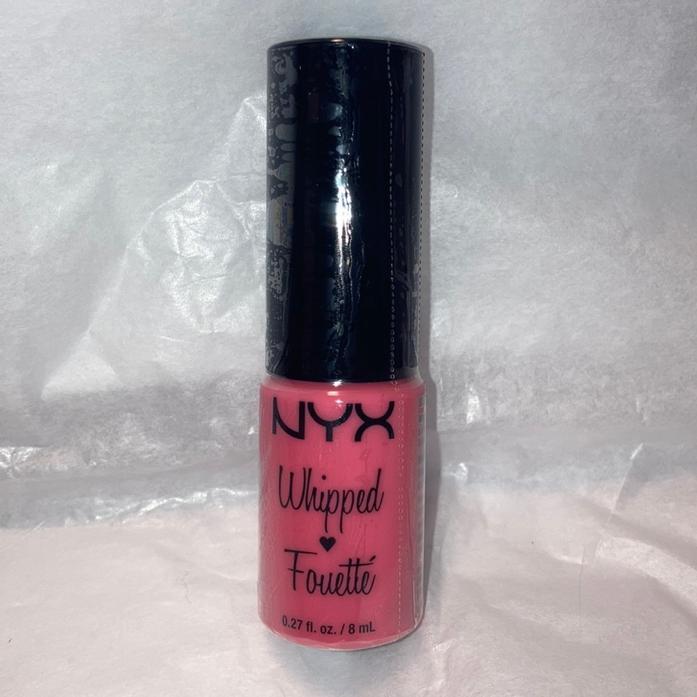 💋NYX Whipped Lip and Cheek soufflé